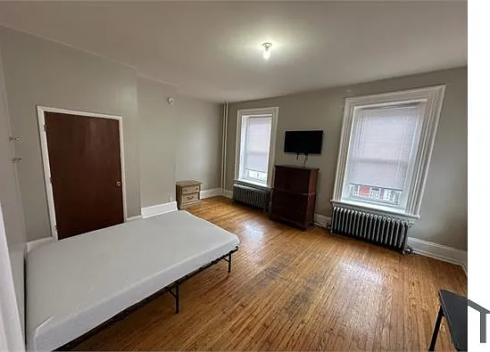 4617 Penn St #B1