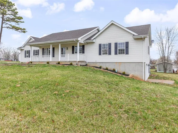 84 Fox Dr, Farmington, MO 63640