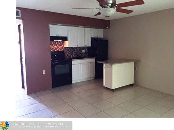 2nd image of 2612 Nassau Bnd APT E1