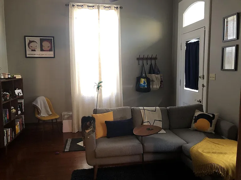 1127 Cadiz St — Photo 3