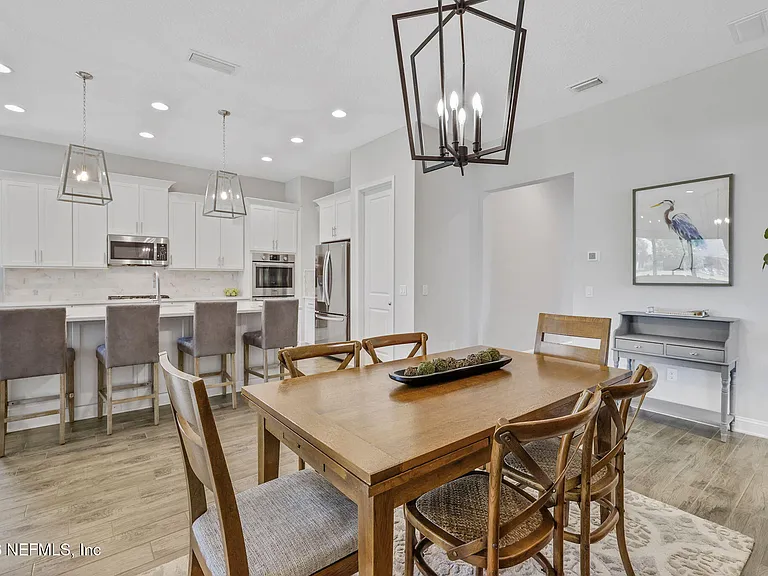 102 Seabrook Dr — Photo 12