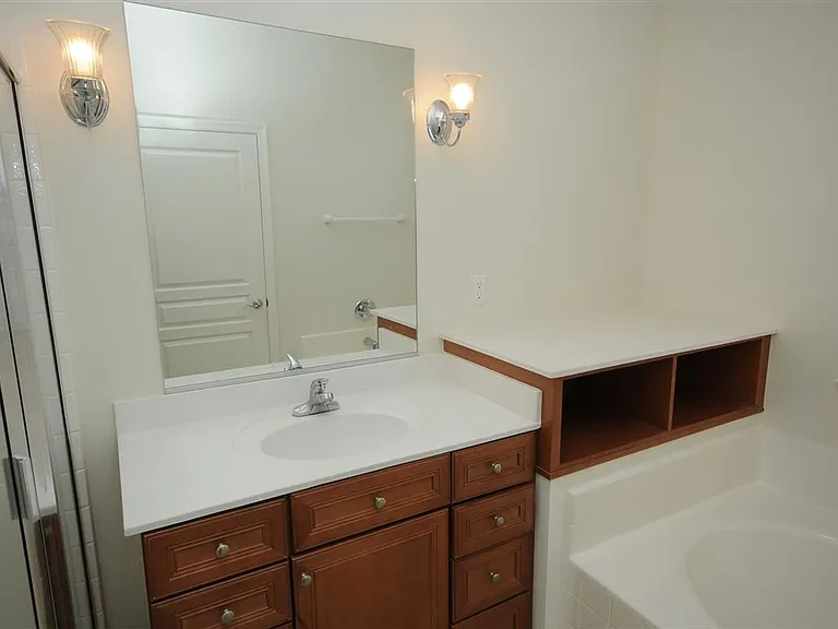 1101 Tenbury Pl — Photo 22