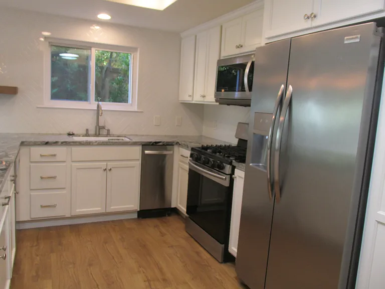 414 Woodbridge St — Photo 6