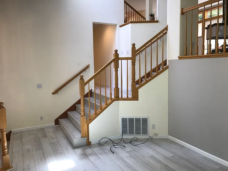 3882 Ashford Dr — Photo 15