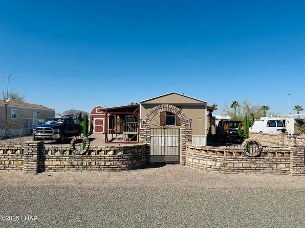 200 N Moon Mountain Ave #18, Quartzsite, AZ 85346