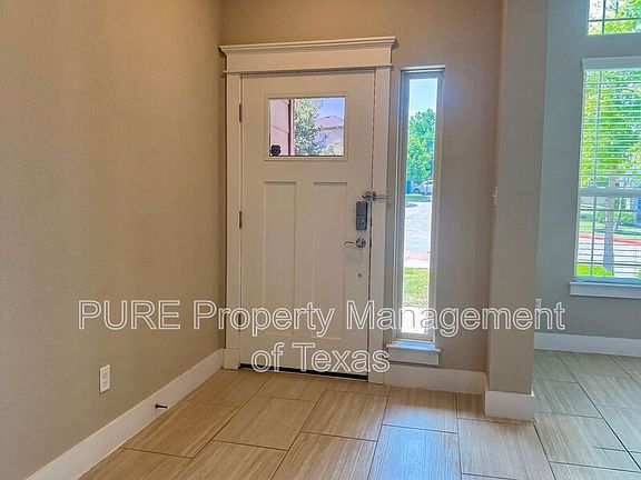 3rd image of 710 Arrow Point Dr #11