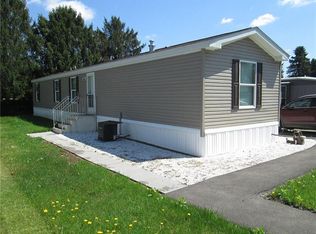 16 Lexington Dr, Freedom, PA 15042