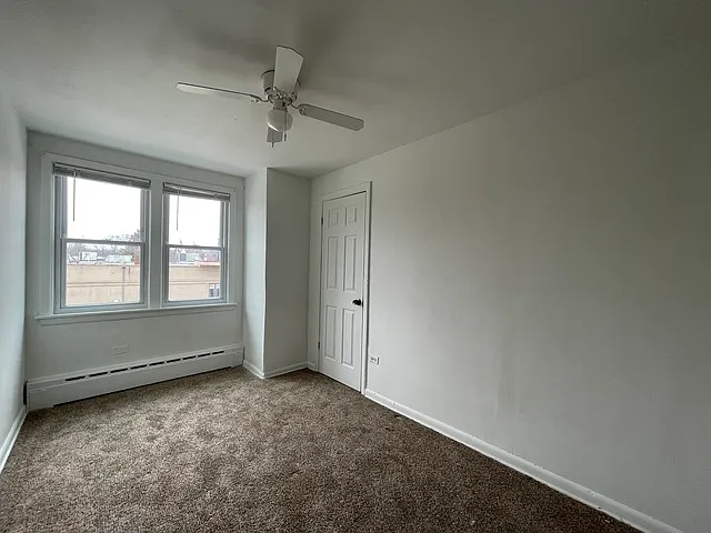 3S230 Warren Ave #2 — Photo 8