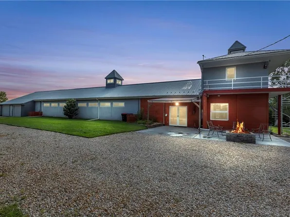 1341 SW Hook Rd, Lees Summit, MO 64082
