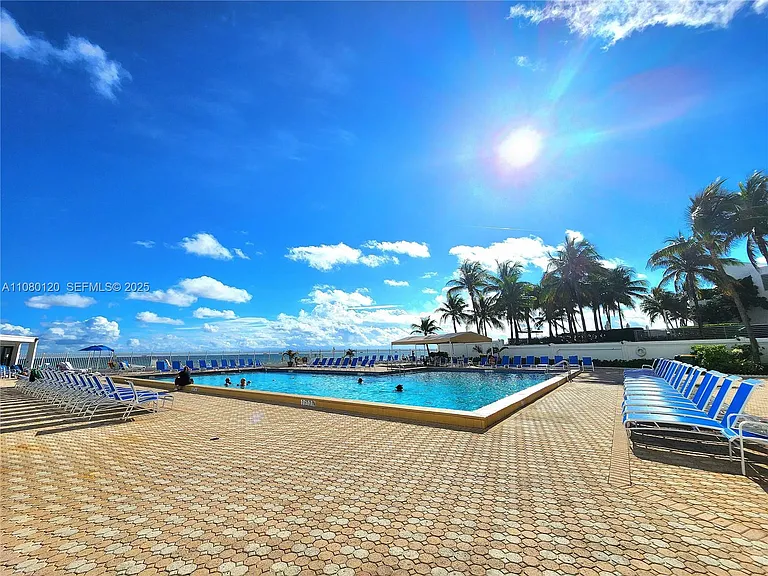 3505 S Ocean Dr #407 — Photo 25
