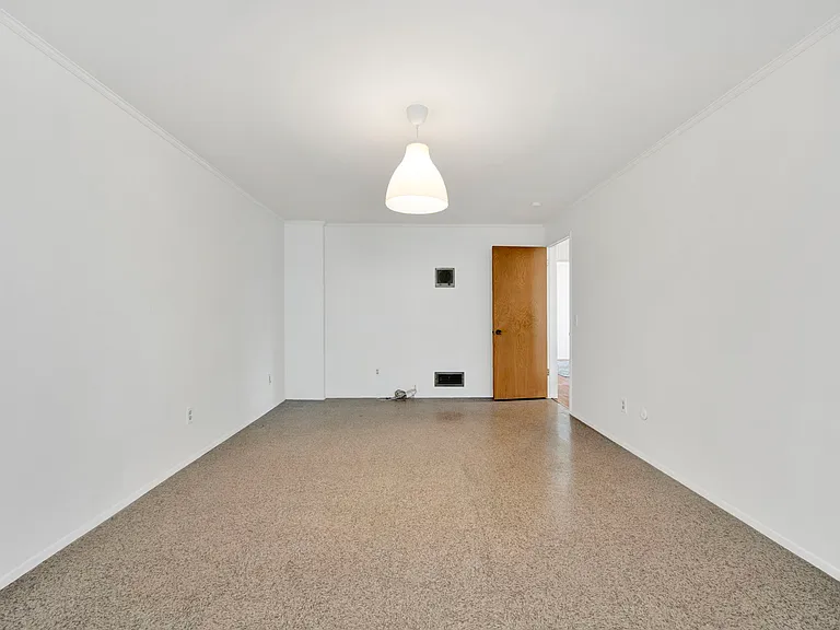 1827 Oak Tree Dr — Photo 25