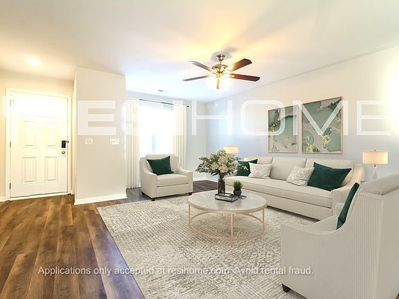 4th image of 300 Maplestead Farms Ct