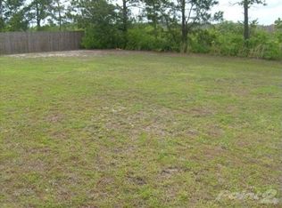 372 Carolina Hickory St, Loris, SC 29569