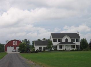 128 Calderwood Rd, Amsterdam, NY 12010