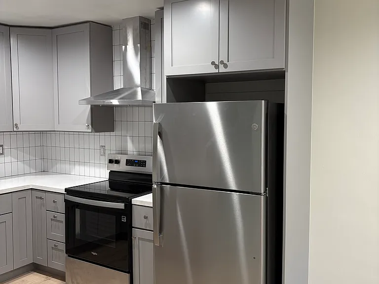 722 Coronel St #1 — Photo 9