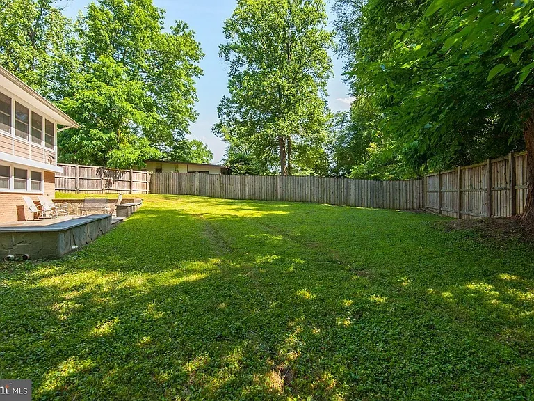 2902 Pine Spring Rd — Photo 23