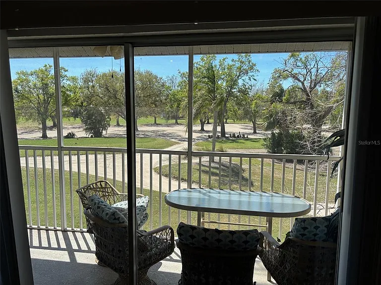 6870 Fairview Ter #6870 — Photo 11