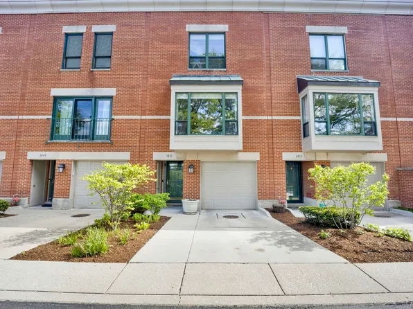 1451 W Harrison St #1, Chicago, IL 60607