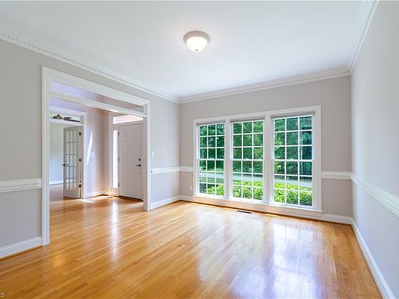 5th image of 6173 Centre Camp Ct
