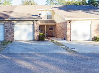 577 Emerald Ln, Fort Walton Beach, FL 32547