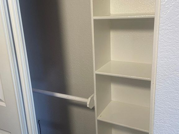 5th image of 3733 Country Oaks Loop Unit B