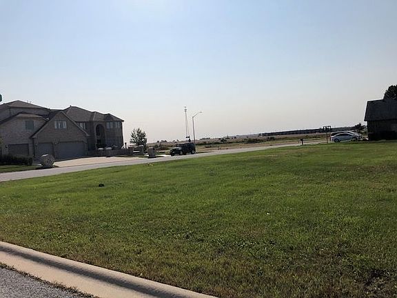 4th image of 991 Marble Blvd