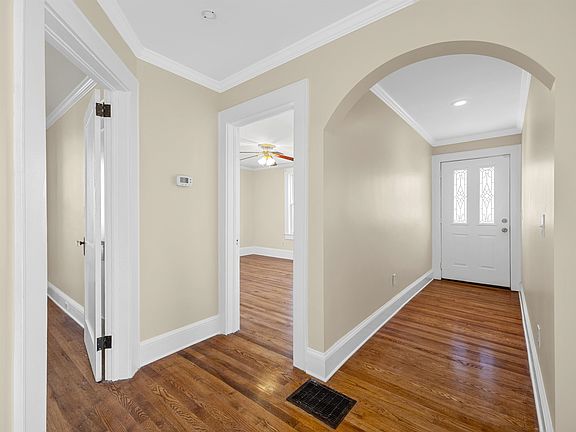 5th image of 201 Perry Rd