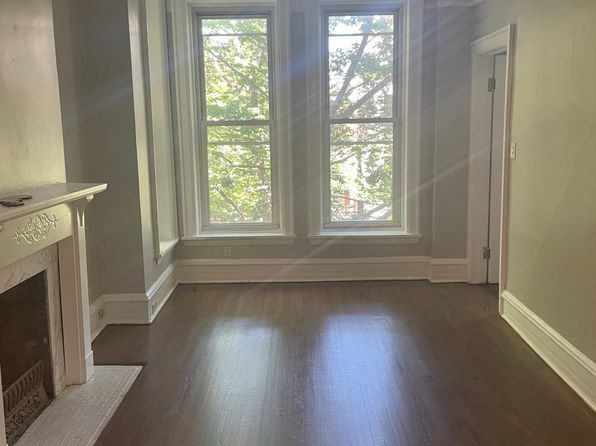 2241 N Seminary Ave APT 2