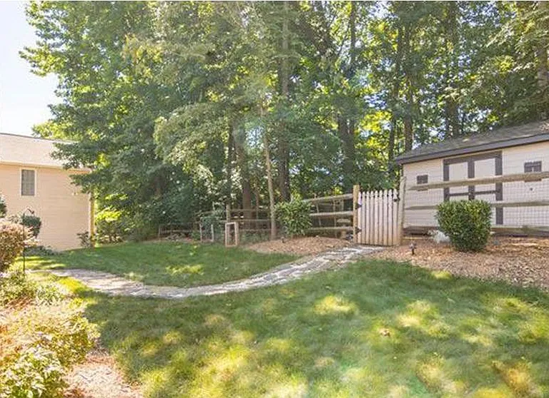17625 Cambridge Grove Dr — Photo 12