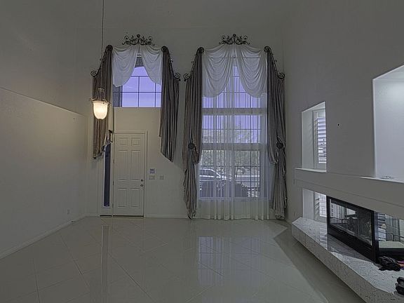 2nd image of 6211 Sierra Knolls Ct