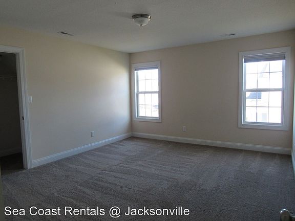 3rd image of 410 Worsley Way