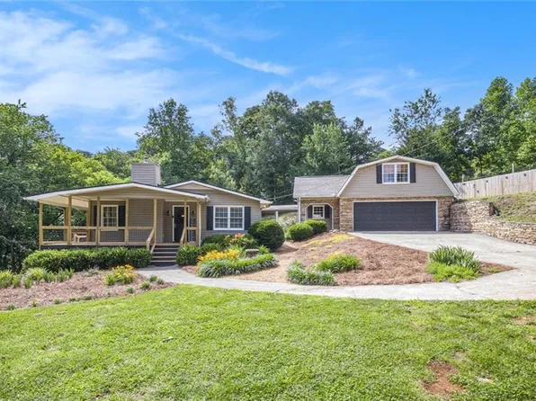 345 Davis Rd W, Fairmount, GA 30139