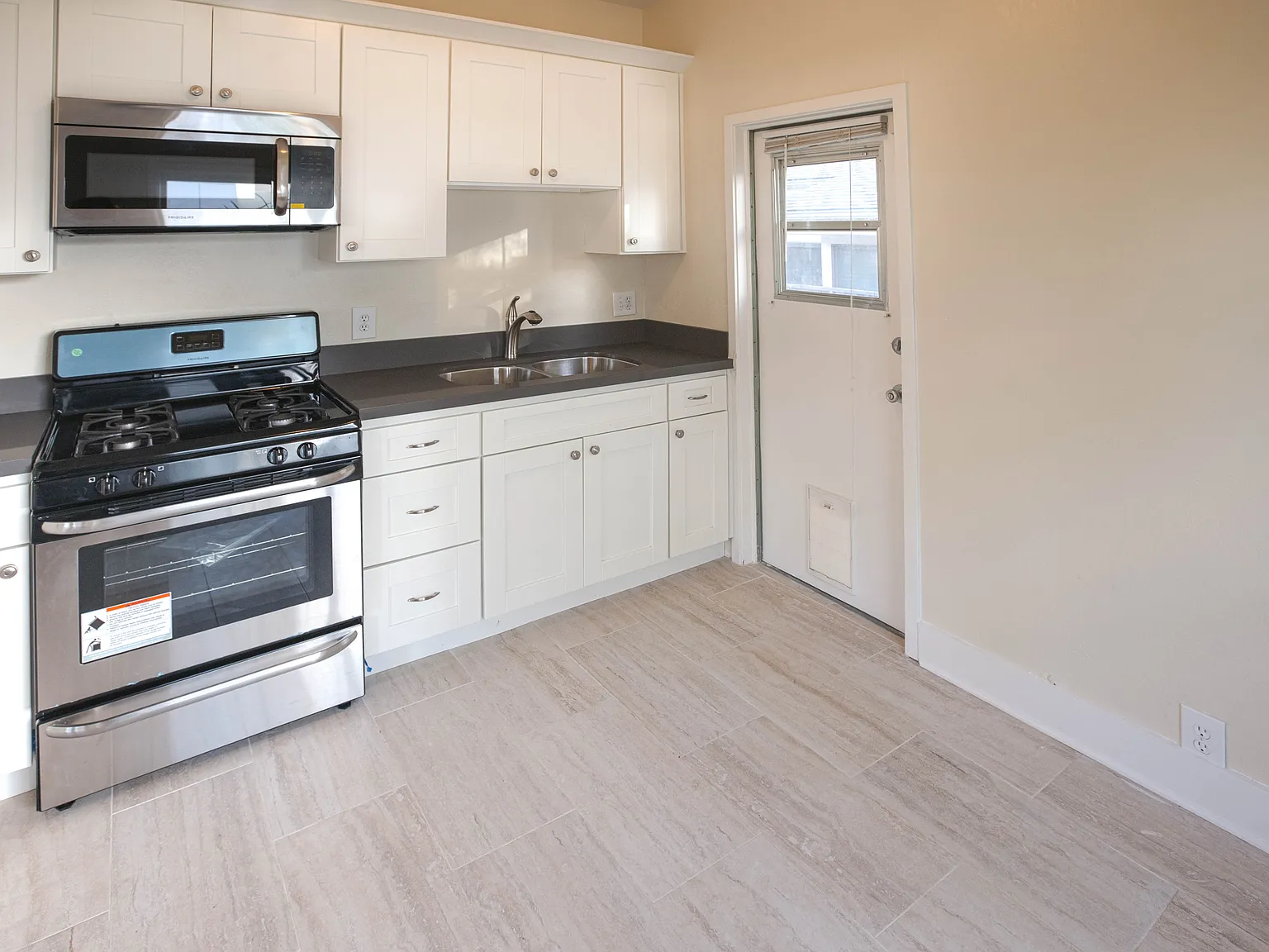 1 bed, 600 sqft, $2,595 — Photo 4
