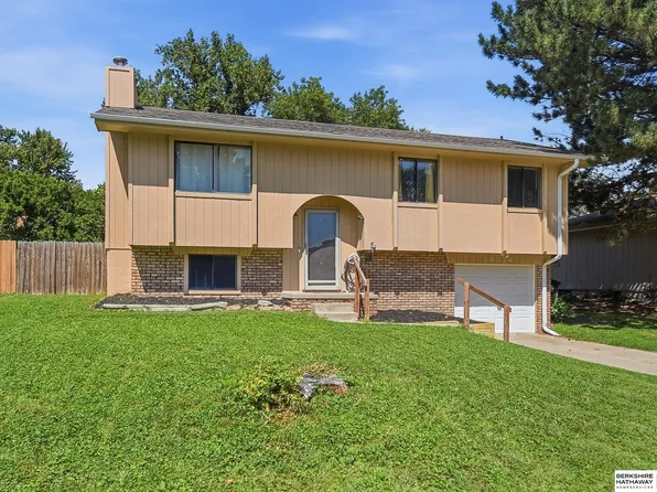 15224 Madison St, Omaha, NE 68137