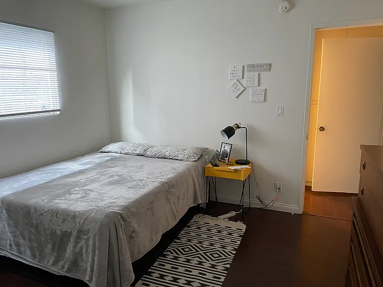 1444 Barry Ave #2A — Photo 8