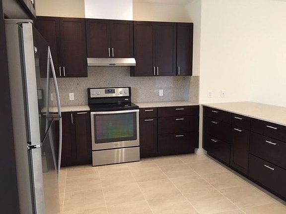Kitchen Pic 2