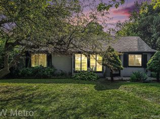 3102 N Jennings Rd, Flint, MI 48504