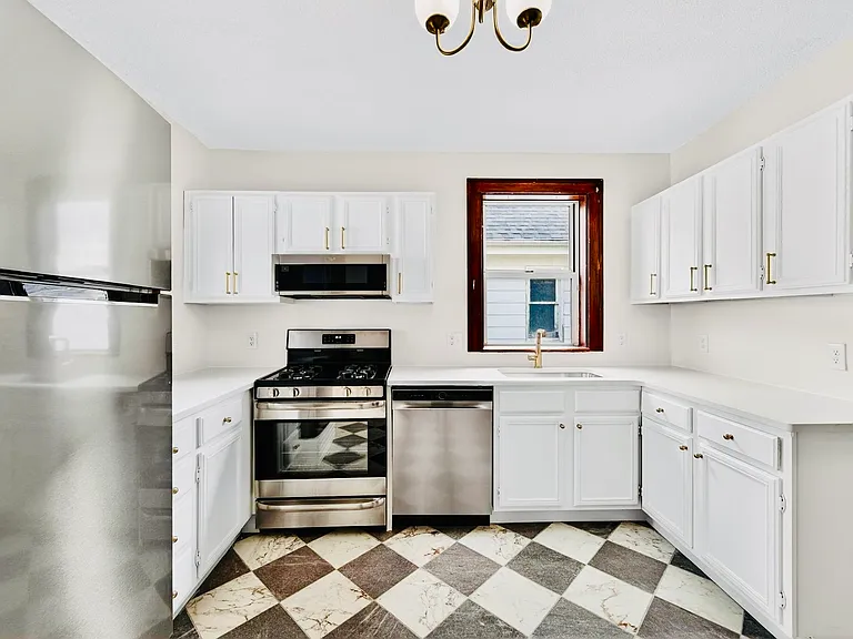 5322 Nagel Ave — Photo 4