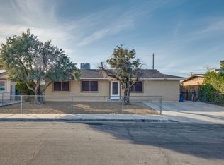 800 Slayton Dr, Las Vegas, NV 89107