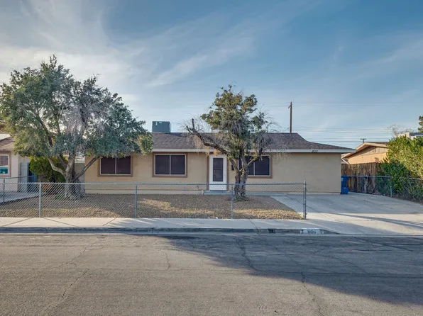 800 Slayton Dr, Las Vegas, NV 89107