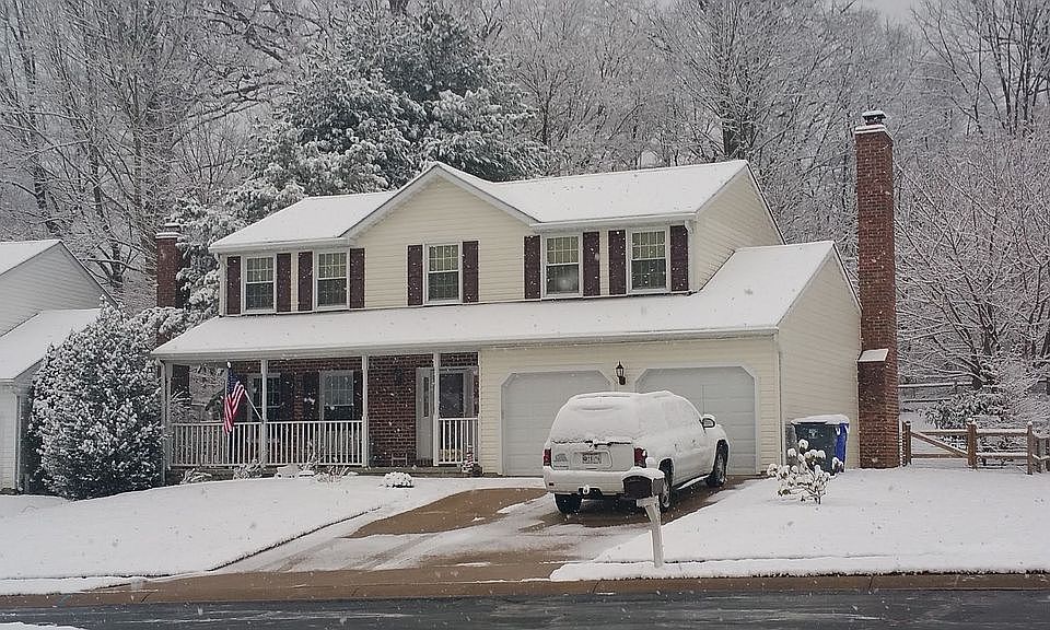 1st image of 2220 Kempton Park Cir