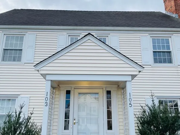 Seymour, 103 Seymour Ave #The, West Hartford, CT 06119