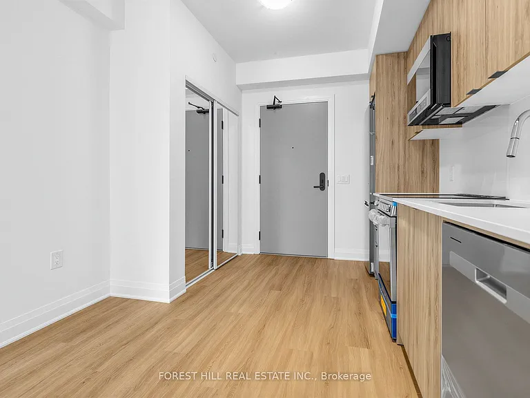700 Sheppard Ave W #403 — Photo 11