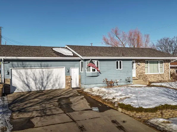 2720 W Central Ave, Minot, ND 58701