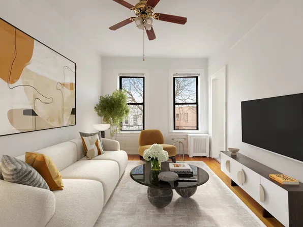 542 17th Street image 1 of 6