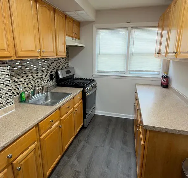 18-20 Bell Blvd #1 — Photo 7