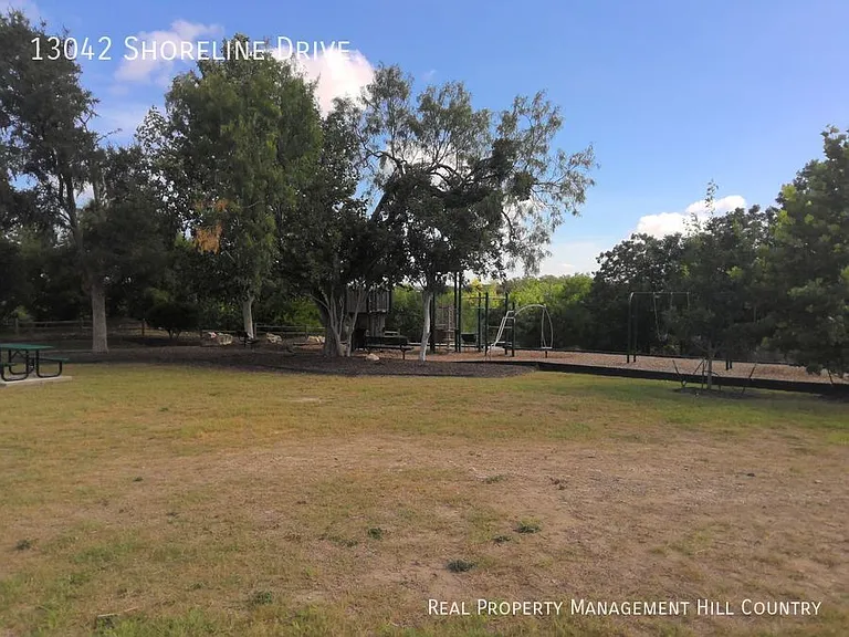 13042 Shoreline Dr — Photo 31