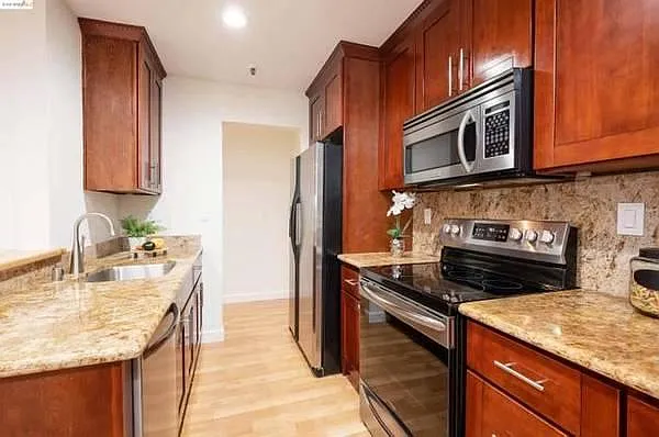 2 bed, 1240 sqft, $1,650 — Photo 4