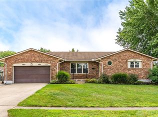 7034 Monte Carlo Dr, Englewood, OH