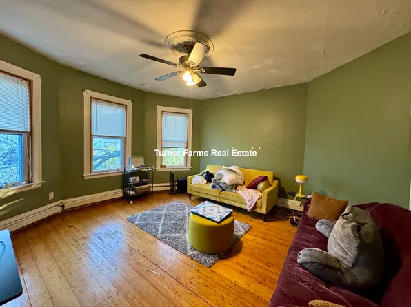 56 Calumet St, Roxbury Crossing, MA